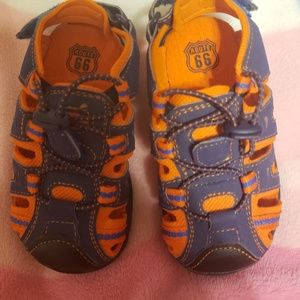 ❤5 for $25 Euc Route 66 little boys sandals size 4